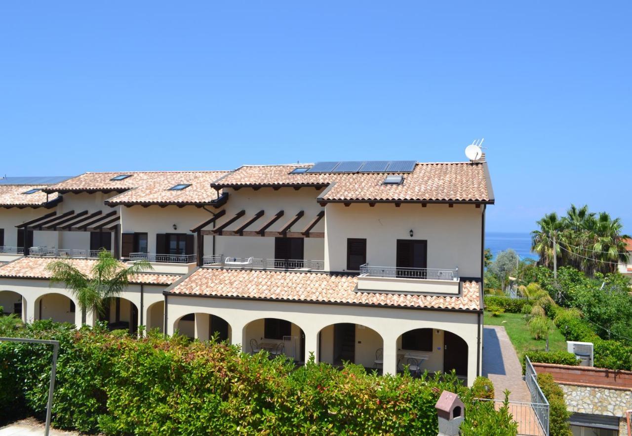 Le Case Del Carmine Con Giardino E Parcheggio A Tropea Eksteriør billede